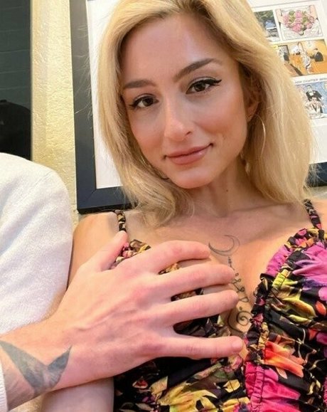 Nacktes geleaktes OnlyFans-Foto von Povmaster