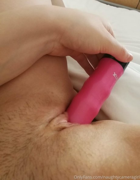 Naughtycameragirl