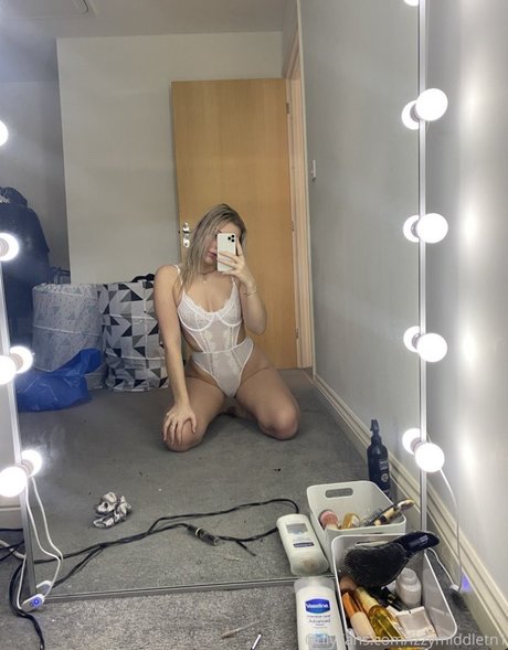 Izzymiddleton