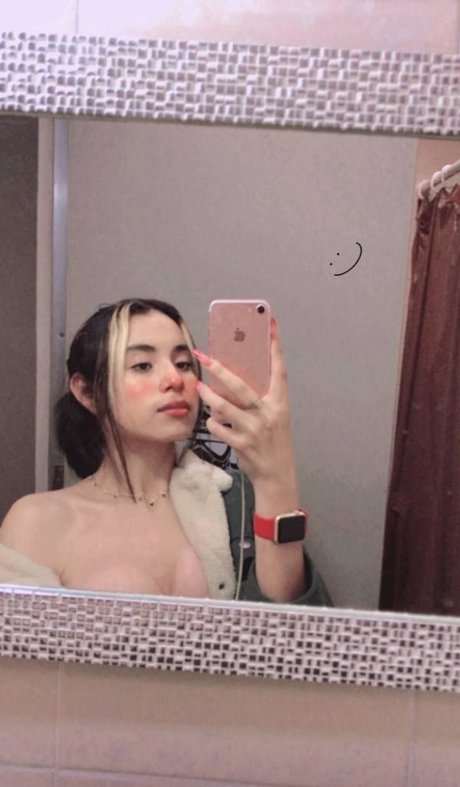 Nacktes geleaktes OnlyFans-Foto von Cmp Perla