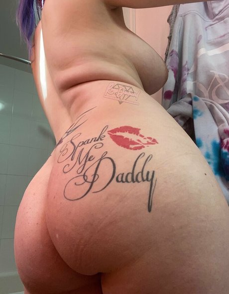 Nacktes geleaktes OnlyFans-Foto von Roxxidiamond