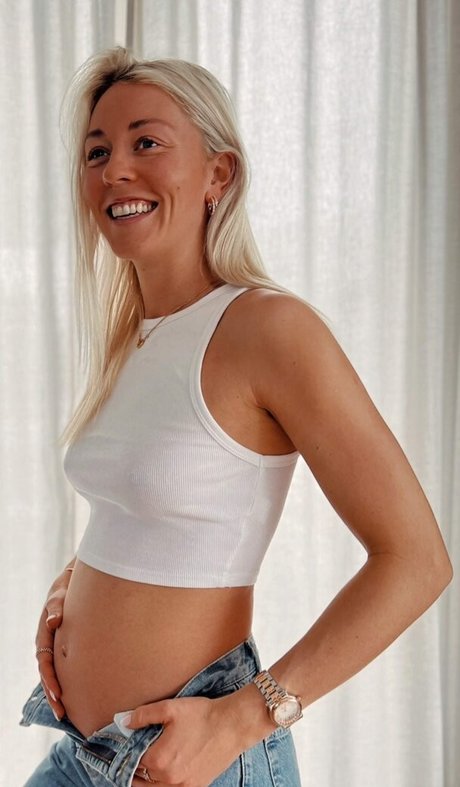 Nacktes geleaktes OnlyFans-Foto von Carina Witthoft