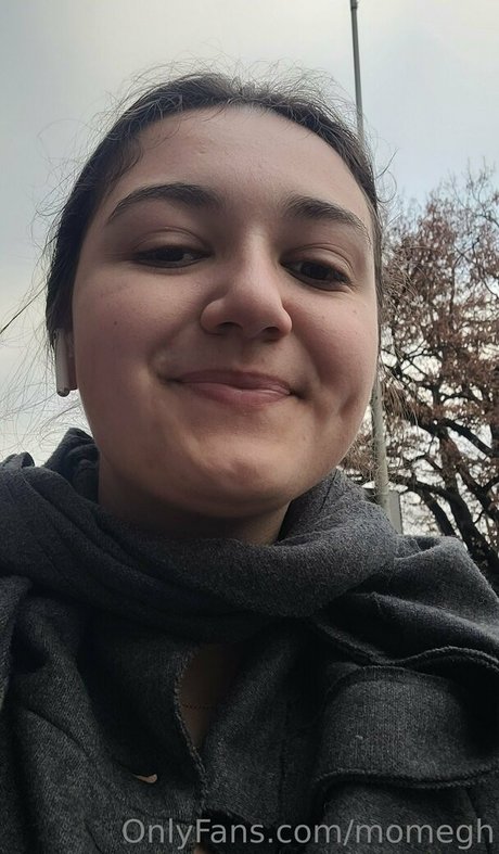 Nacktes geleaktes OnlyFans-Foto von Momegh
