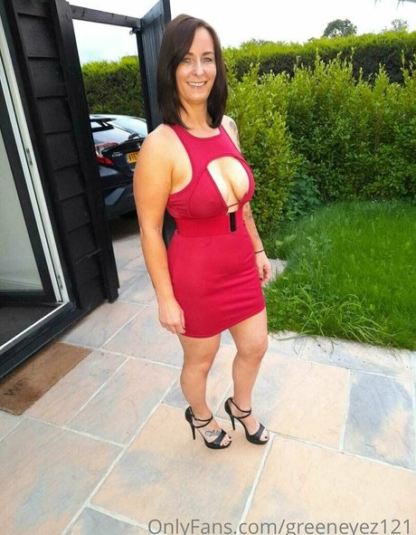 Nacktes geleaktes OnlyFans-Foto von Greeneyez121