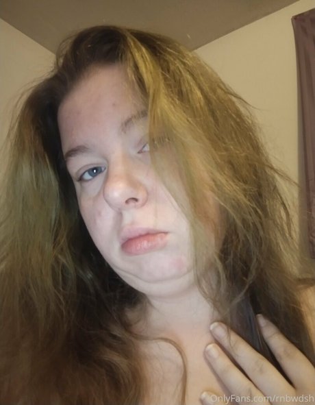 Nacktes geleaktes OnlyFans-Foto von Rnbwdsh