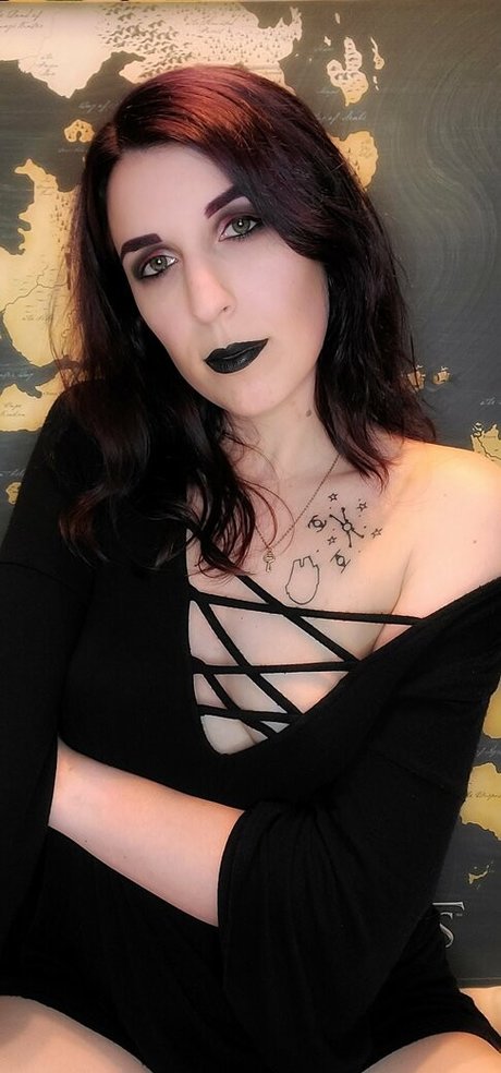 Nacktes geleaktes OnlyFans-Foto von Tearexqueen