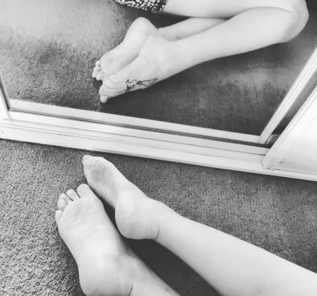 Nacktes geleaktes OnlyFans-Foto von Roseclover