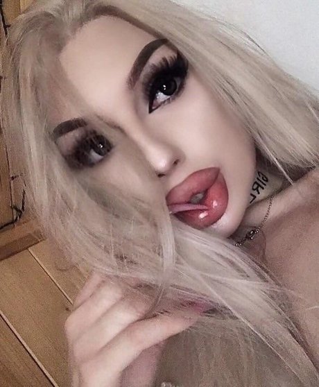 Nacktes geleaktes OnlyFans-Foto von Charlotteventura