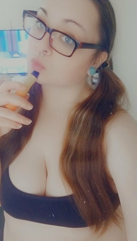 Nacktes geleaktes OnlyFans-Foto von Eilipaige