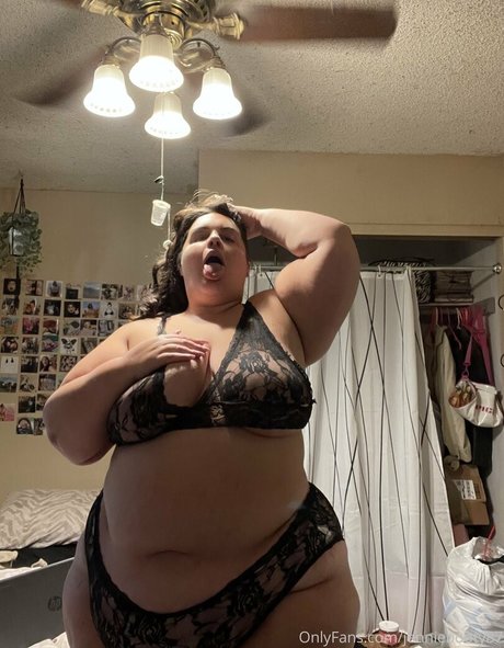 Jenniebooty87