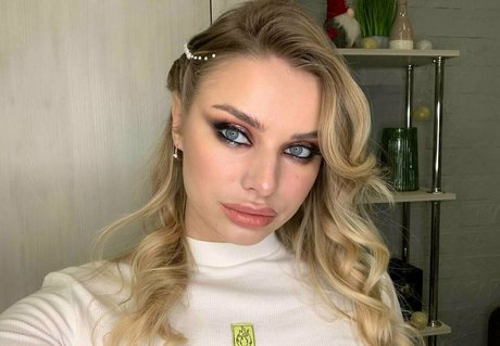 Nacktes geleaktes OnlyFans-Foto von Blondyariax
