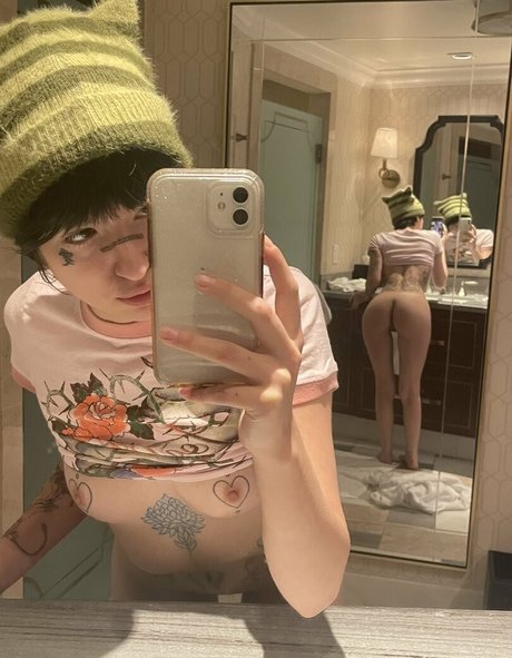Nacktes geleaktes OnlyFans-Foto von Tattoobabe