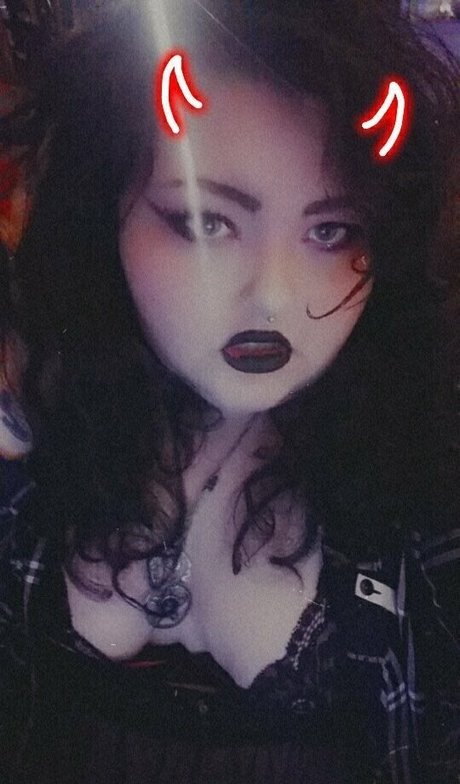 Nacktes geleaktes OnlyFans-Foto von Onechubbywitch