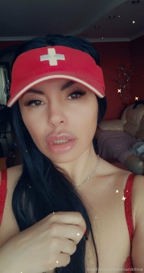 Nacktes geleaktes OnlyFans-Foto von Alenanikitina