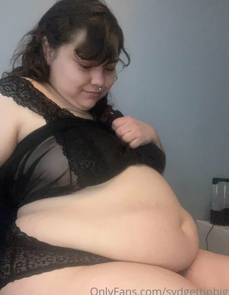 Nacktes geleaktes OnlyFans-Foto von Sydgettinbig