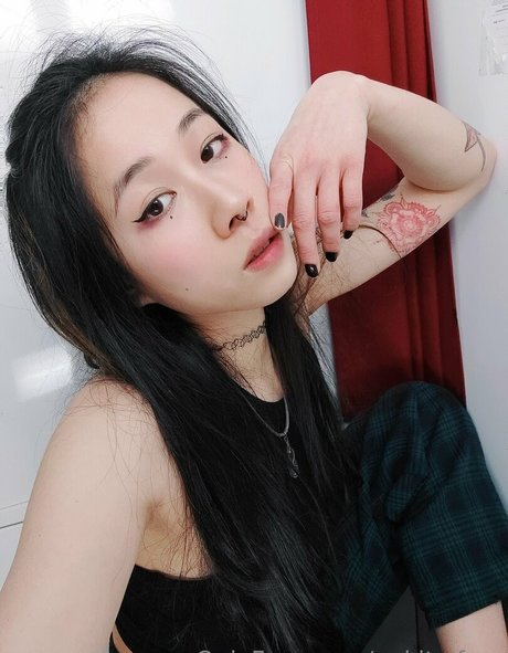 Nacktes geleaktes OnlyFans-Foto von Nakitofree