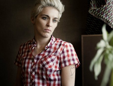 Vicky Mcclure
