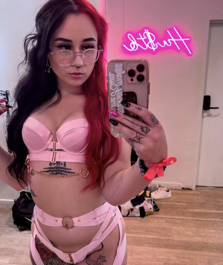 Nacktes geleaktes OnlyFans-Foto von Queenofhe1123