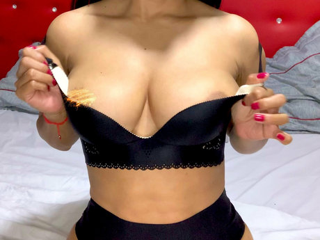 Nacktes geleaktes OnlyFans-Foto von Sabine27