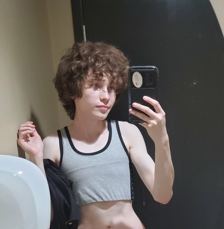 Nacktes geleaktes OnlyFans-Foto von Xaviey
