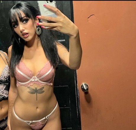 Nacktes geleaktes OnlyFans-Foto von Arivalilith