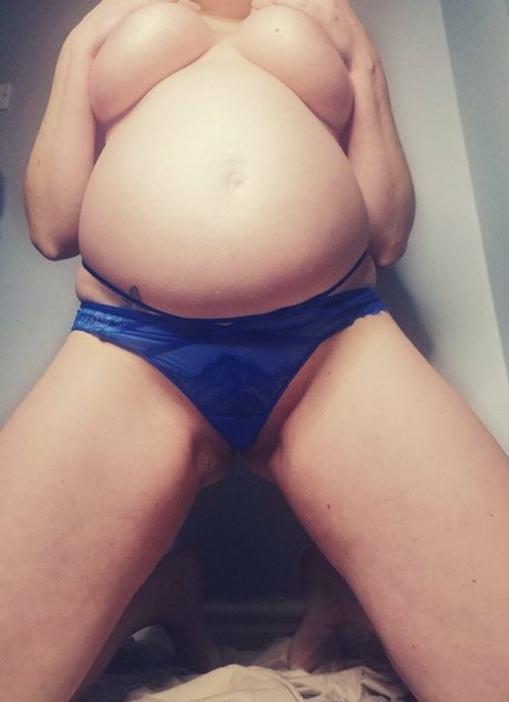 Nacktes geleaktes OnlyFans-Foto von Unofficial Secret