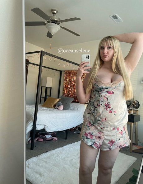 Nacktes geleaktes OnlyFans-Foto von Thatkinkything