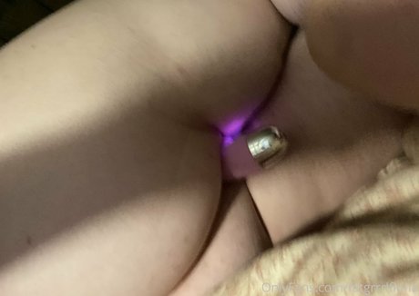 Nacktes geleaktes OnlyFans-Foto von Fatgrrrlfiona