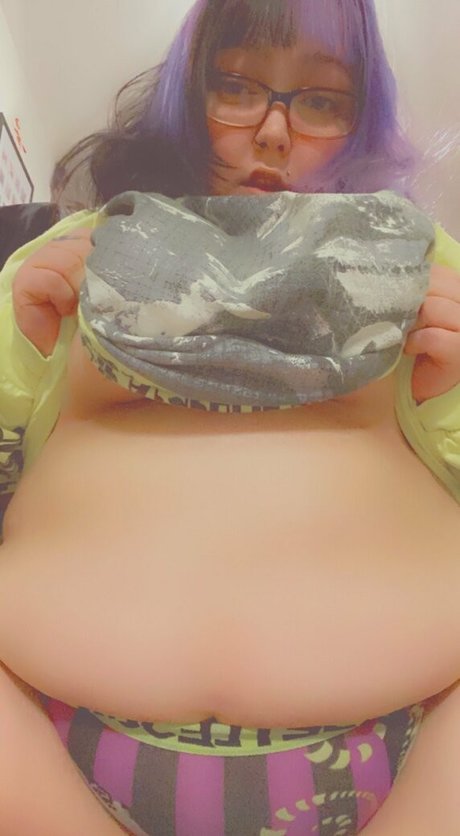 Nacktes geleaktes OnlyFans-Foto von Subbysadgirl