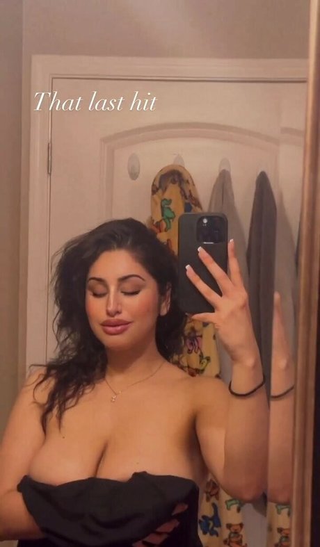 Nacktes geleaktes OnlyFans-Foto von Soirellehcim