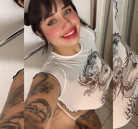 Nacktes geleaktes OnlyFans-Foto von Lucifera
