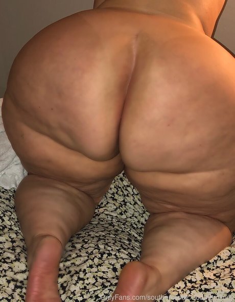 Nacktes geleaktes OnlyFans-Foto von Southernlindz