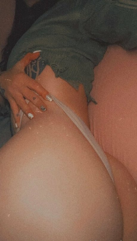 Nacktes geleaktes OnlyFans-Foto von Wifeysx