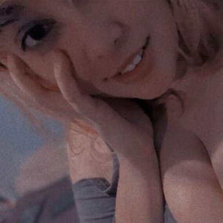 Nacktes geleaktes OnlyFans-Foto von Morerealsimmisimz