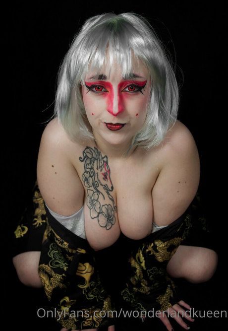 Nacktes geleaktes OnlyFans-Foto von Wonderlandkueen