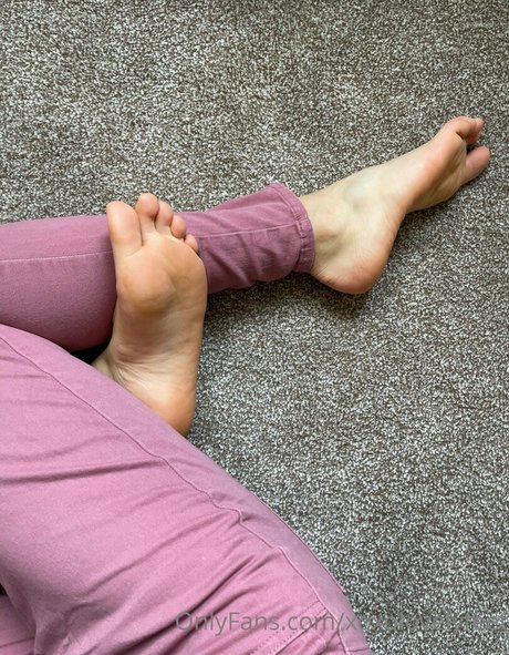 Nacktes geleaktes OnlyFans-Foto von Xoxolovelyfeet
