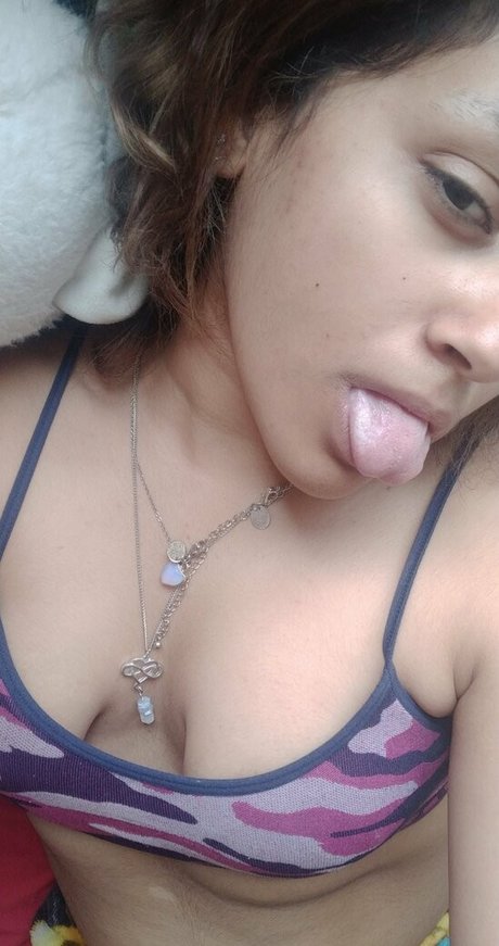 Nacktes geleaktes OnlyFans-Foto von Theinvisibleash