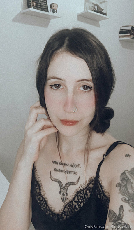 Nacktes geleaktes OnlyFans-Foto von Lindsaykitty