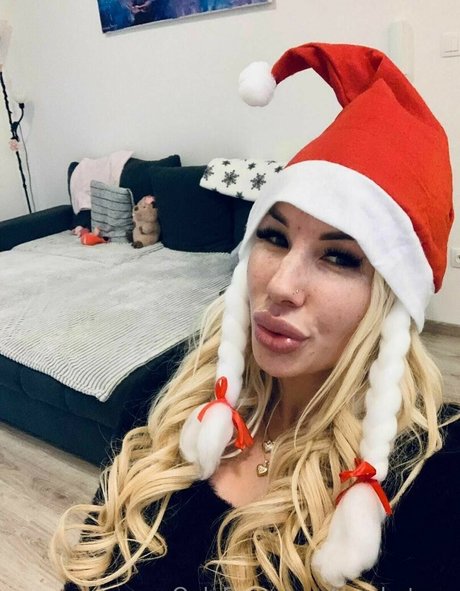 Nacktes geleaktes OnlyFans-Foto von Kyra Hot