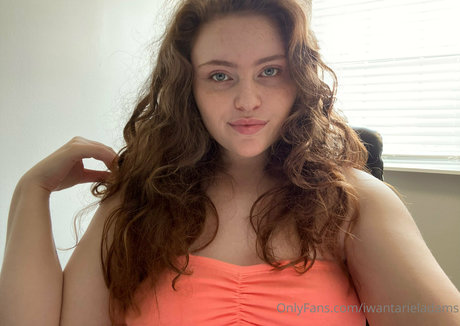 Nacktes geleaktes OnlyFans-Foto von Iwantarieladams