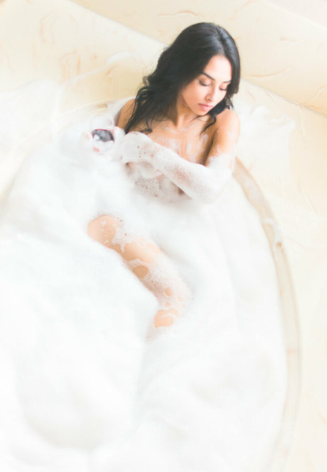 Nacktes geleaktes OnlyFans-Foto von Akamikebphoto