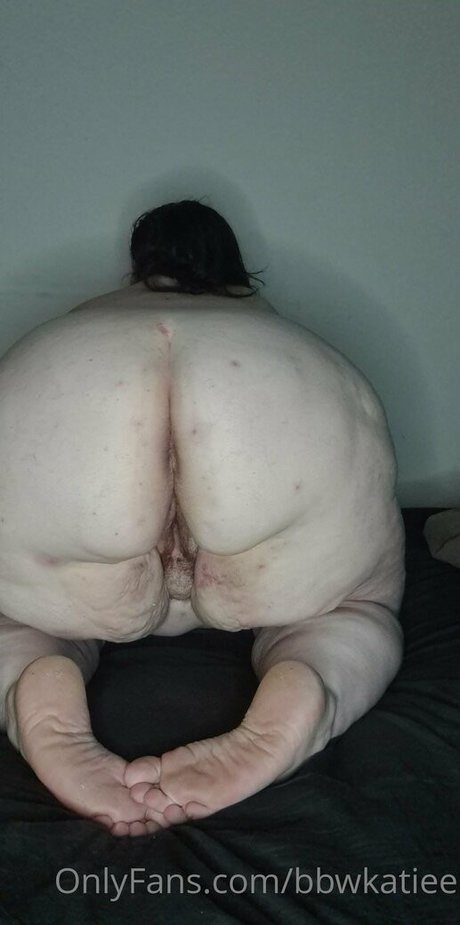Nacktes geleaktes OnlyFans-Foto von Bbwkatiee
