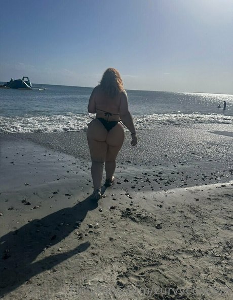 Curvycoochie