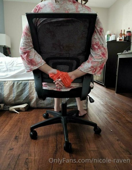 Nacktes geleaktes OnlyFans-Foto von Nicoleraven