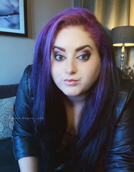 Nacktes geleaktes OnlyFans-Foto von Blackmagickluna