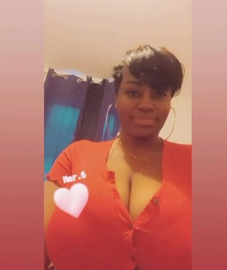 Nacktes geleaktes OnlyFans-Foto von Mimilicious Mimi
