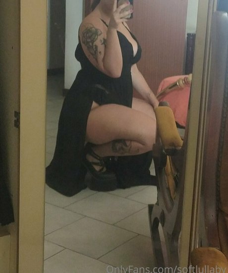 Nacktes geleaktes OnlyFans-Foto von Softlullaby