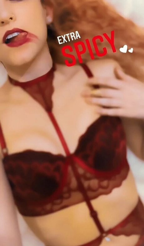 Nacktes geleaktes OnlyFans-Foto von Spicywookiee