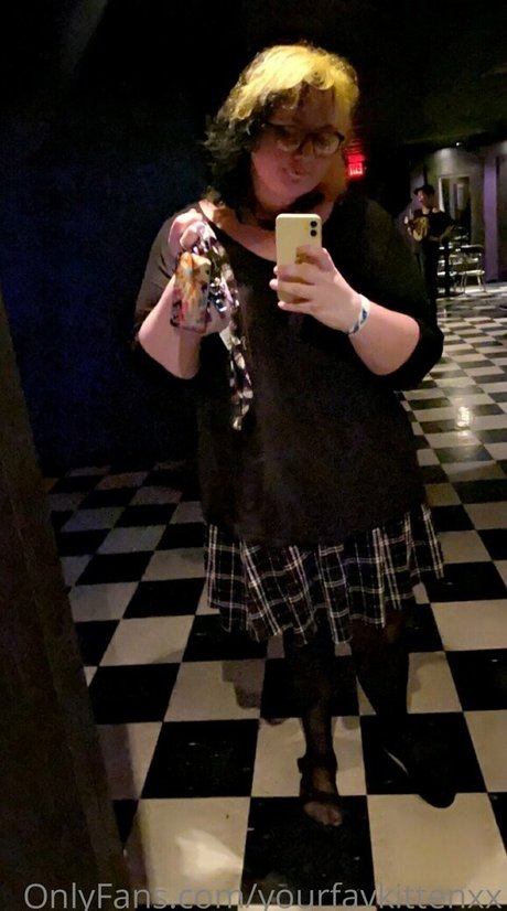 Yourfavkittenxx