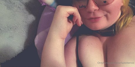 Nacktes geleaktes OnlyFans-Foto von Yourfavkittenxx